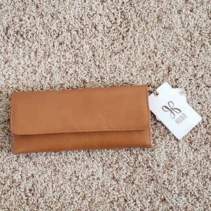 NWT! HOBO CARMEL LEATHER WALLET
